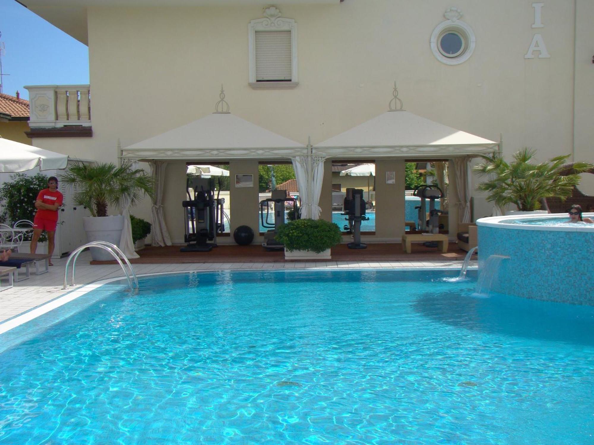 Hotel Conchiglia Cervia Ngoại thất bức ảnh